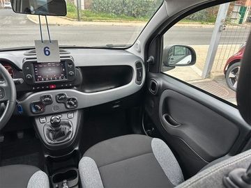 Car image 11