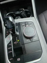 Car image 70