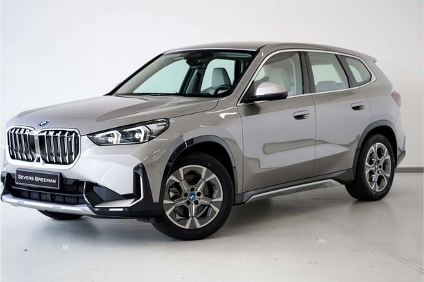 BMW iX1 xDrive30 xLine 230 kW image number 10