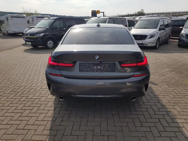 BMW 320i xDrive M Sport 135 kW image number 3