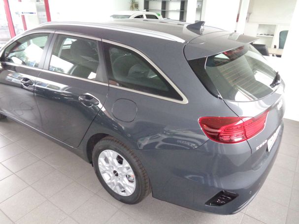 Kia Ceed 1.5 T-GDI Vision DCT7 103 kW image number 3