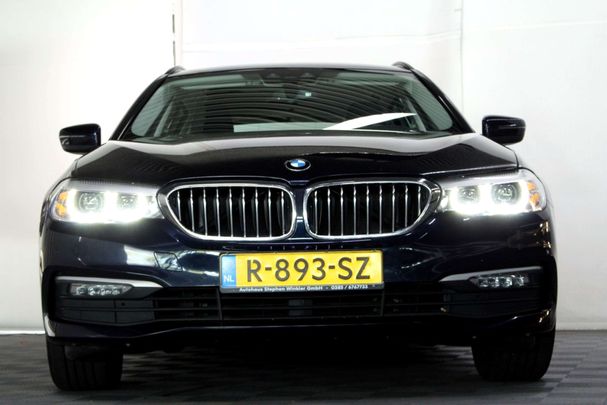 BMW 520i Touring 135 kW image number 2