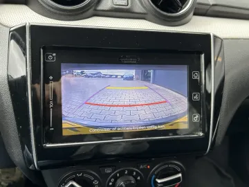 Car image 32