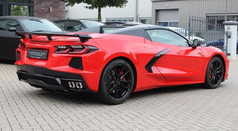 Car image 5