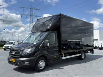 Car image 28