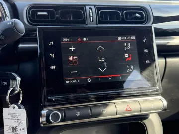 Car image 33