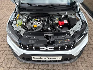 Car image 24