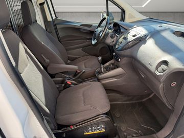 Car image 14