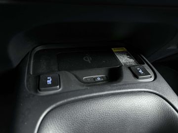 Car image 31