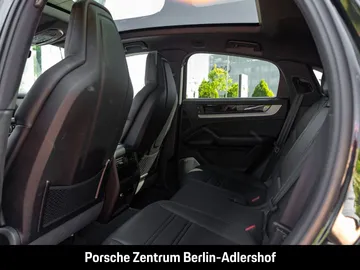 Car image 31