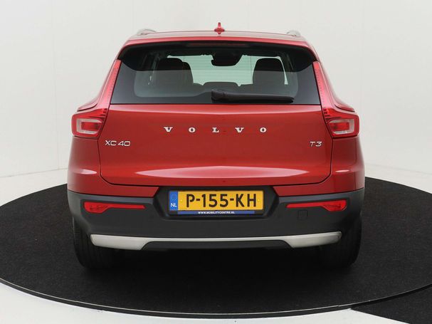 Volvo XC40 T3 Geartronic Inscription 120 kW image number 3