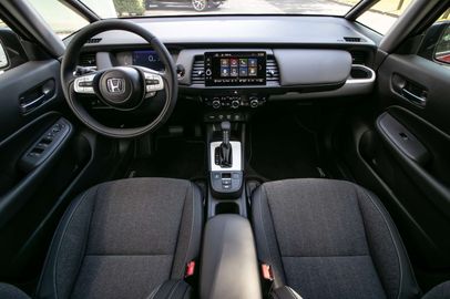 Car image 14