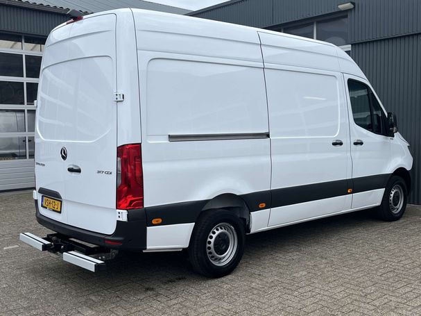 Mercedes-Benz Sprinter 317 CDI RWD 125 kW image number 4