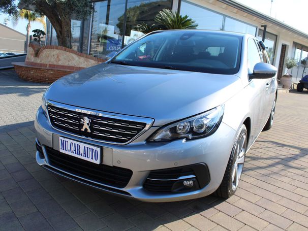 Peugeot 308 1.5 BlueHDi Allure 96 kW image number 1