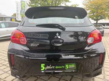 Car image 22