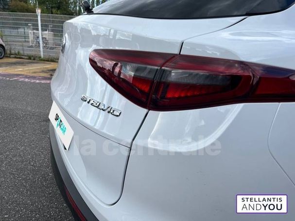 Alfa Romeo Stelvio 2.2 AT8 118 kW image number 16