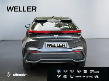 Car image 5