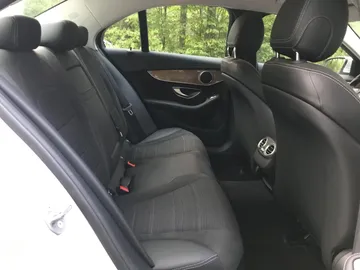 Car image 27