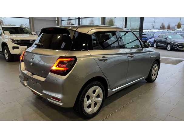 Suzuki Swift 1.2 Comfort 61 kW image number 2