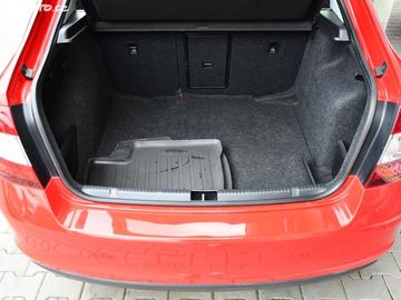 Car image 31