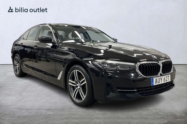 BMW 530 e 216 kW image number 8