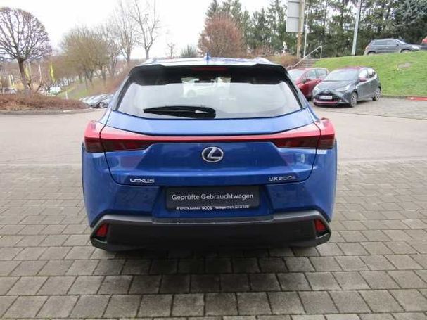 Lexus UX 300e 150 kW image number 3