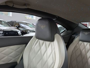 Car image 49