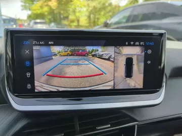 Car image 21