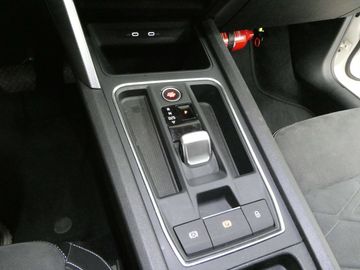 Car image 37