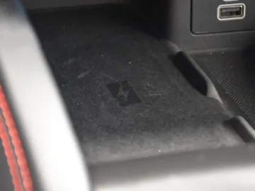 Car image 45