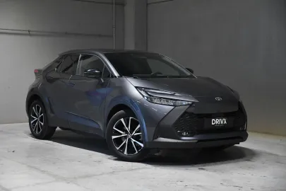 Car image 2