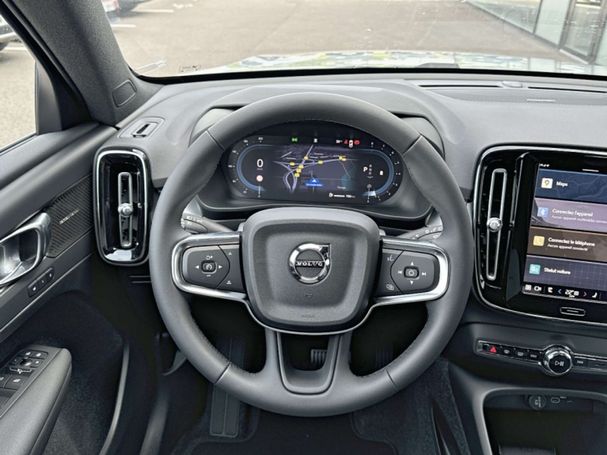 Volvo XC40 Plus 122 kW image number 16