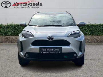 Car image 2