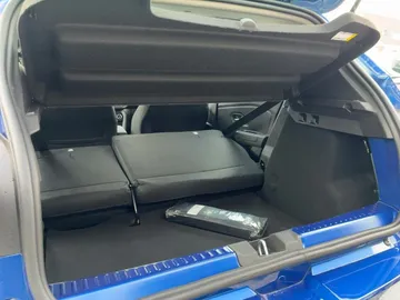 Car image 49