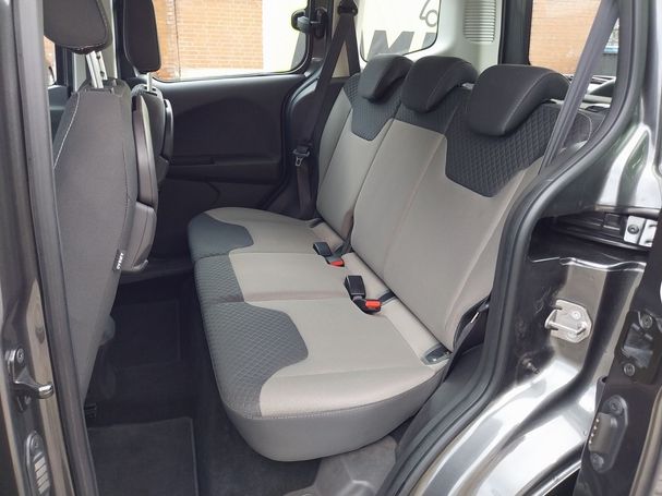 Ford Tourneo Courier 1.5 TDCi Trend 55 kW image number 14