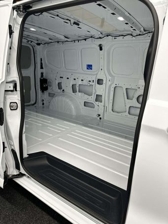 Ford Transit Custom L2H1 100 kW image number 27