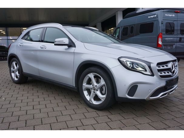 Mercedes-Benz GLA 250 7G-DCT Urban 155 kW image number 8