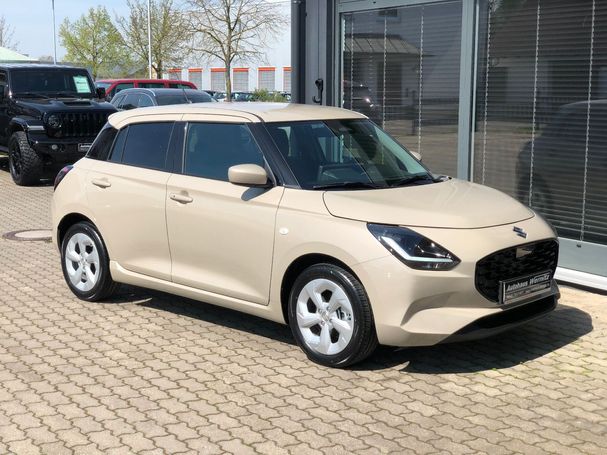 Suzuki Swift 1.2 Hybrid Comfort 61 kW image number 16