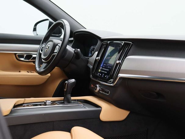 Volvo V90 D3 Momentum 110 kW image number 31