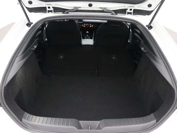 Car image 37