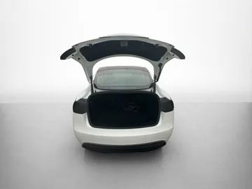 Car image 29