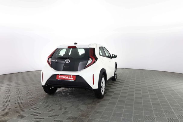 Toyota Aygo X 1.0 VVT-i CVT 53 kW image number 3