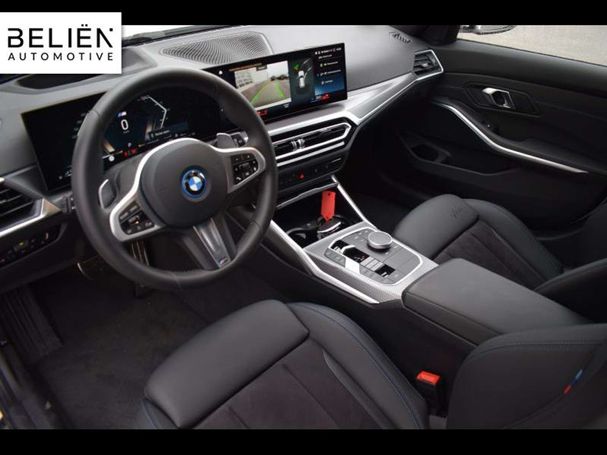 BMW 330 Touring 215 kW image number 4