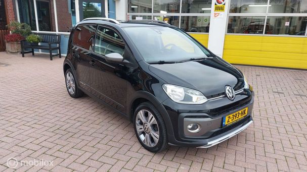 Volkswagen up! TSI cross up! 66 kW image number 2