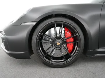 Car image 38