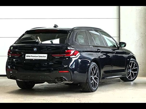 BMW 530 Touring 215 kW image number 2