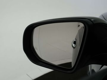 Car image 41