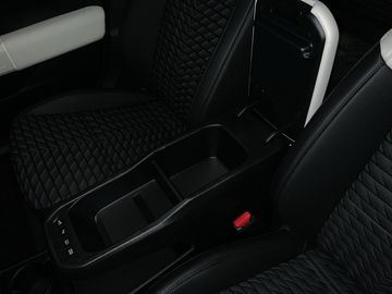 Car image 29