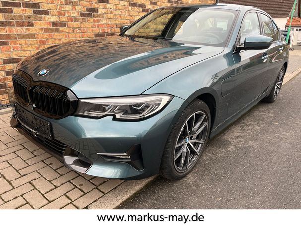 BMW 330e M Sport 218 kW image number 1