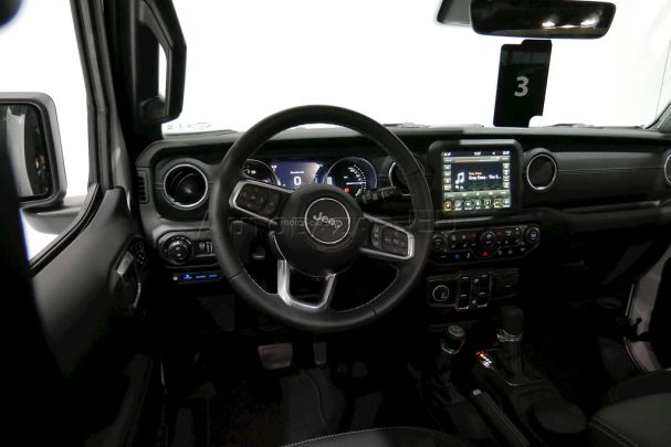 Jeep Wrangler PHEV 280 kW image number 16